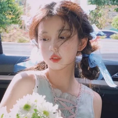 白手掌封面